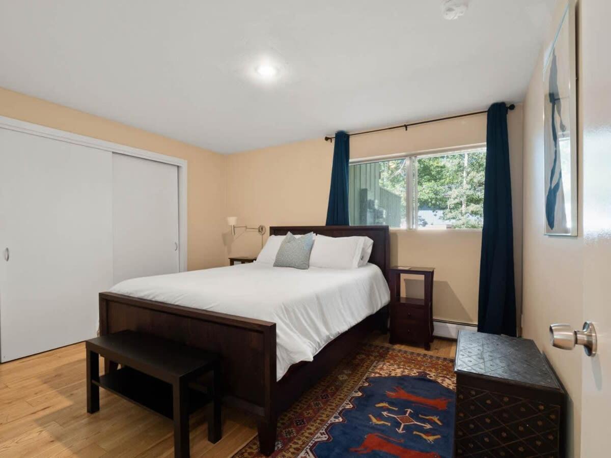 Relaxing 2 Bedroom Steps From Vail Resort Екстер'єр фото